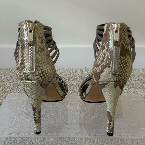 Vince Camuto Heels - Picture 7 of 16
